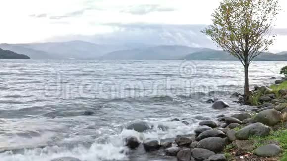 日本北海道通亚湖风景优美视频的预览图