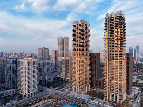 城市在建中的高楼图片素材免费下载