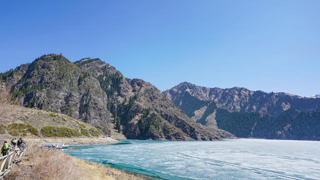 新疆天山天池景区图片素材免费下载