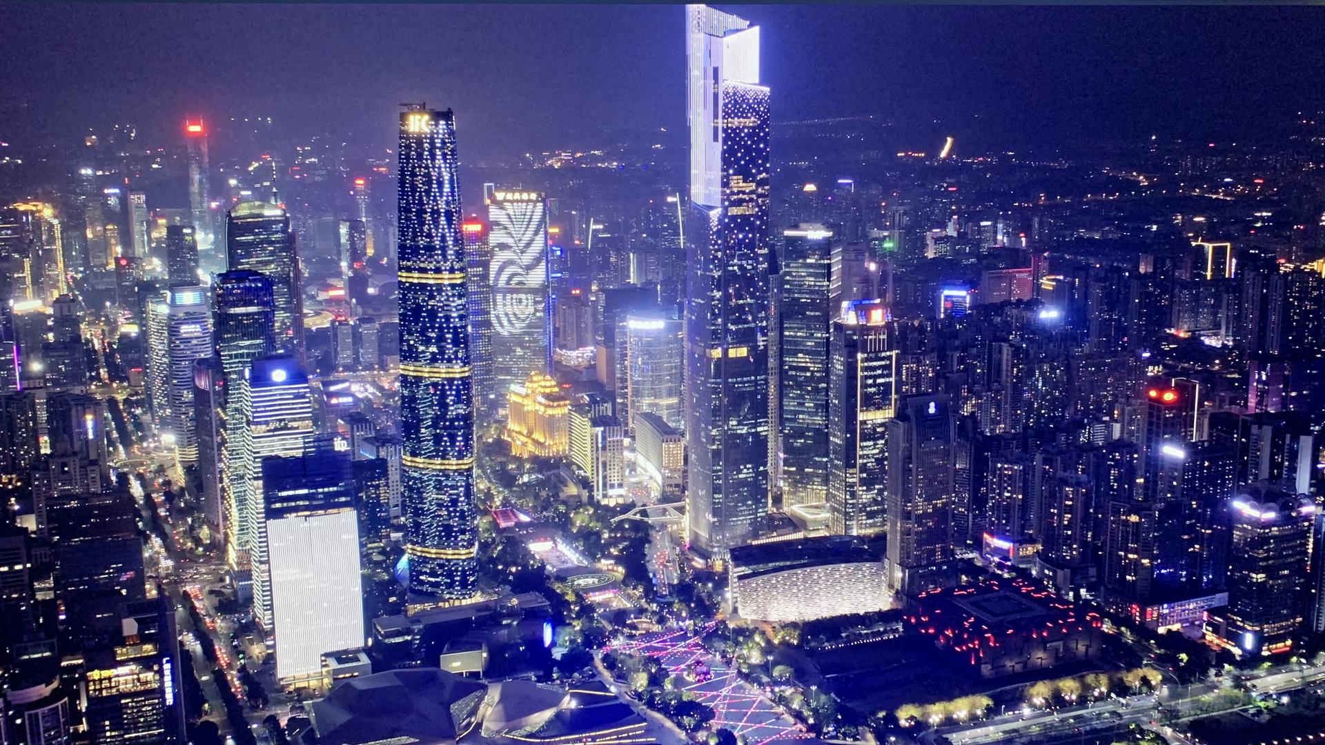 航拍夜景广州CBD4K超高清视频视频的预览图