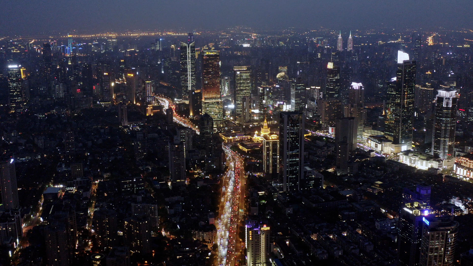 上海城市夜景航拍视频的预览图
