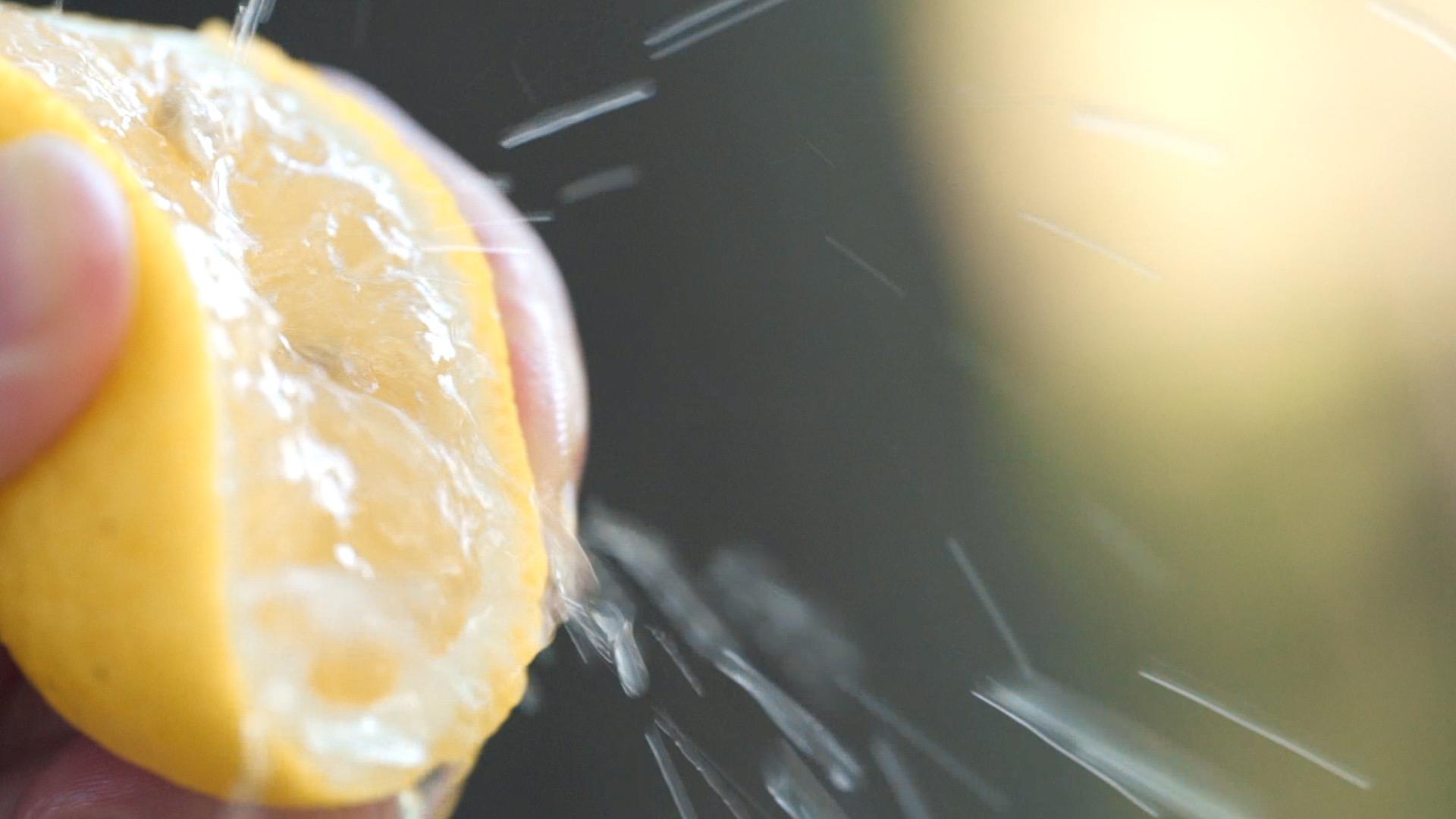 夏天应季清爽柠檬片视频的预览图