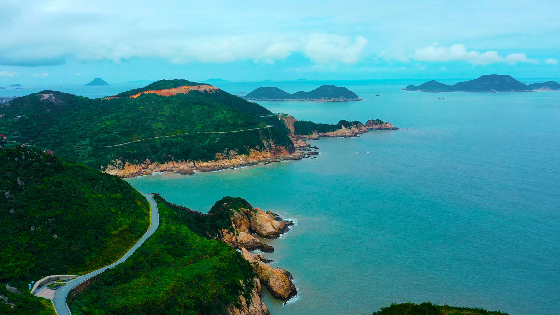 4k航拍浙江温岭沿海石塘镇码头素材视频的预览图