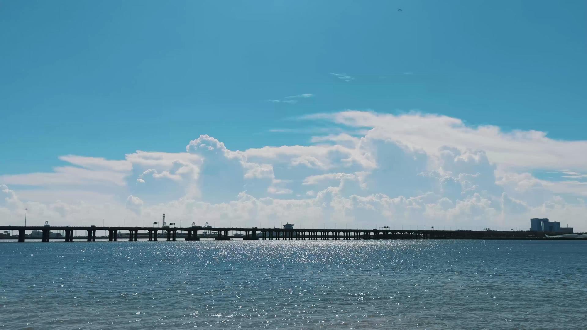 夏季海边自然风景空镜视频的预览图