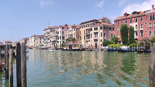 在意大利的Venice看到运河巨石视频的预览图