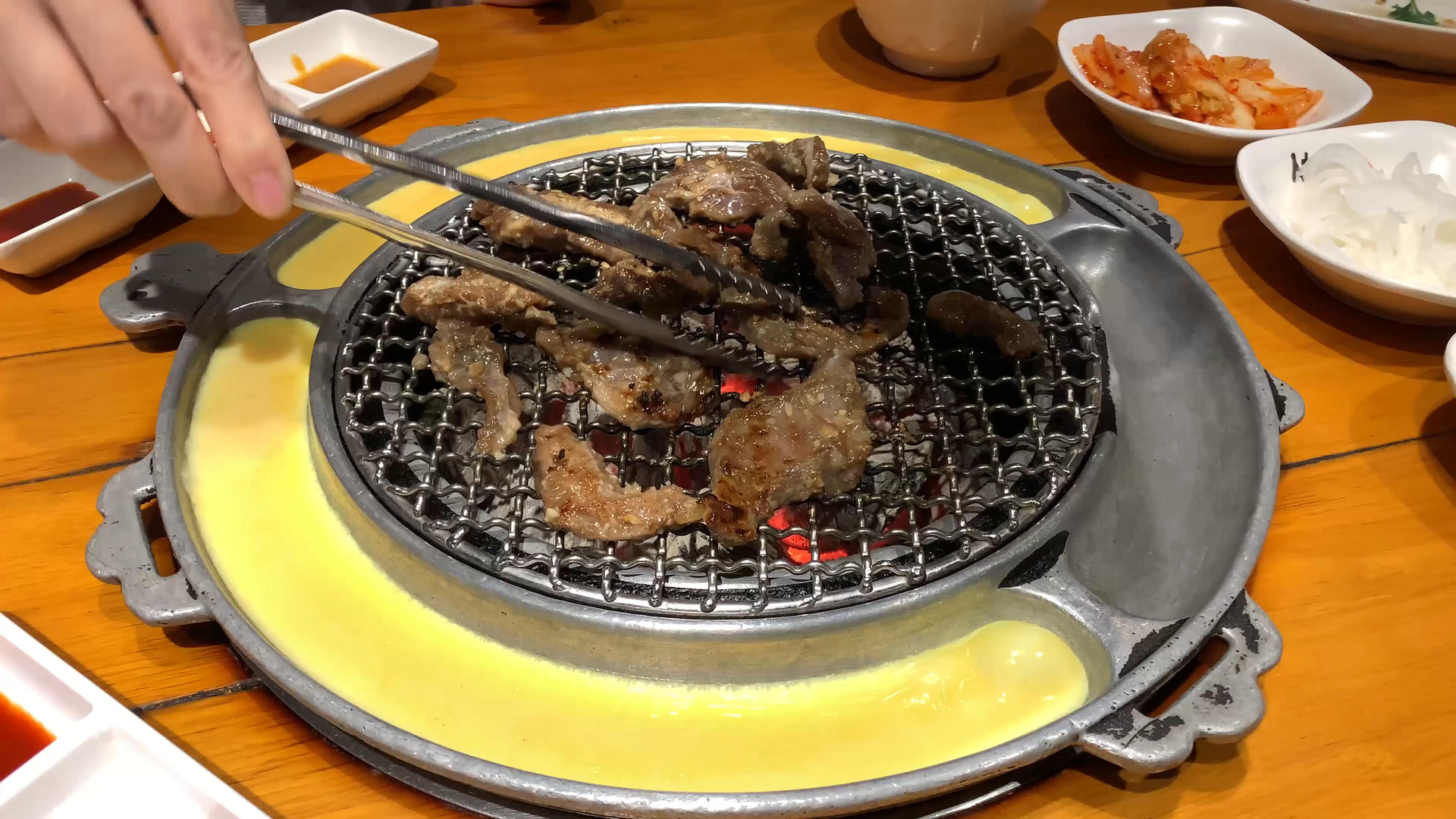 火炭韩式烤肉视频的预览图