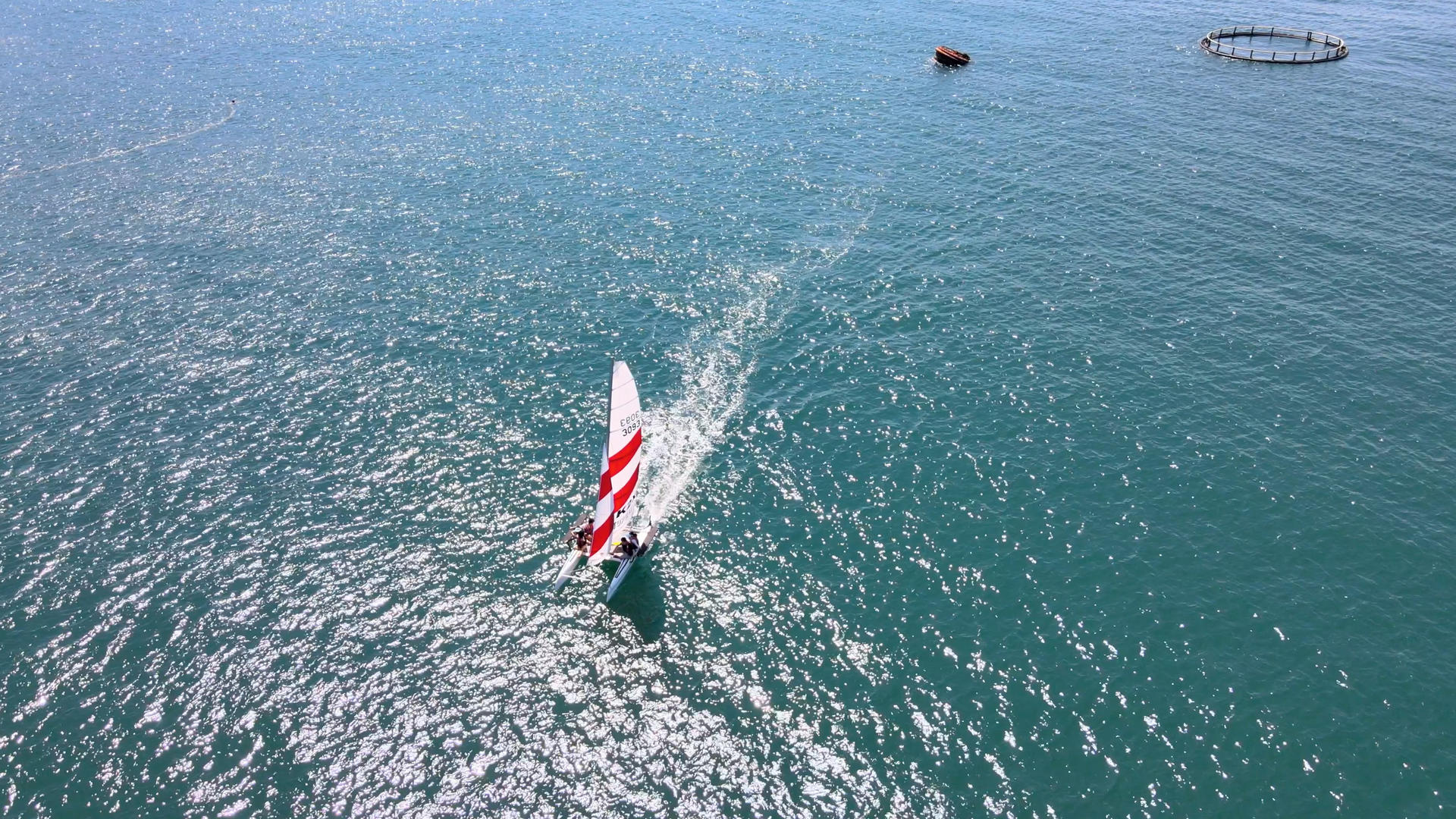 海南三亚户外帆船航拍实拍4K视频的预览图