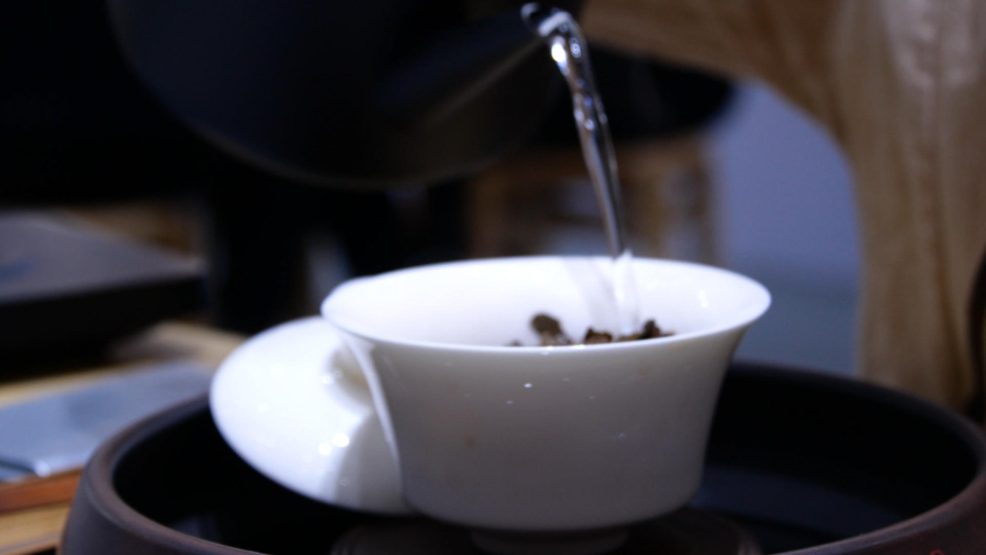 4K泡茶沏茶喝茶茶具茶道视频的预览图