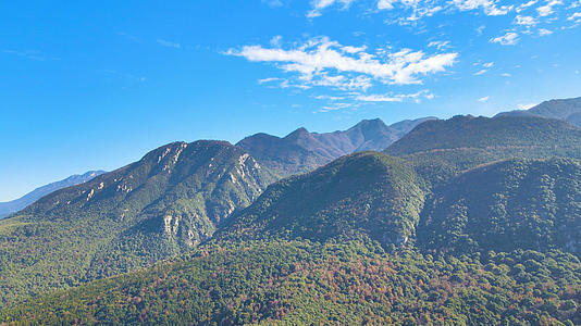 4K航拍江西庐山5A级景区自然风光视频的预览图