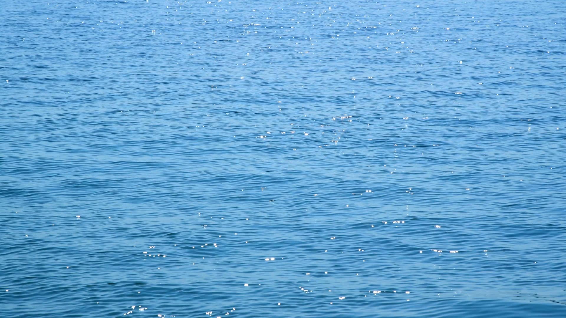 蔚蓝的大海4K视频的预览图