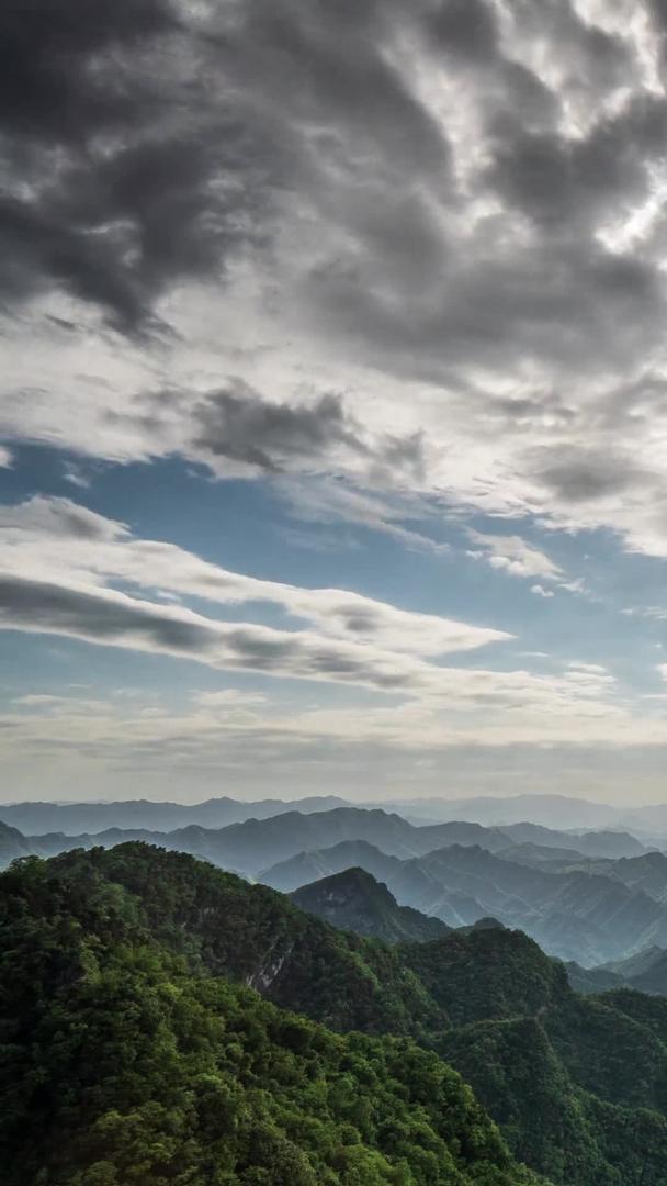 自然风景延时视频的预览图