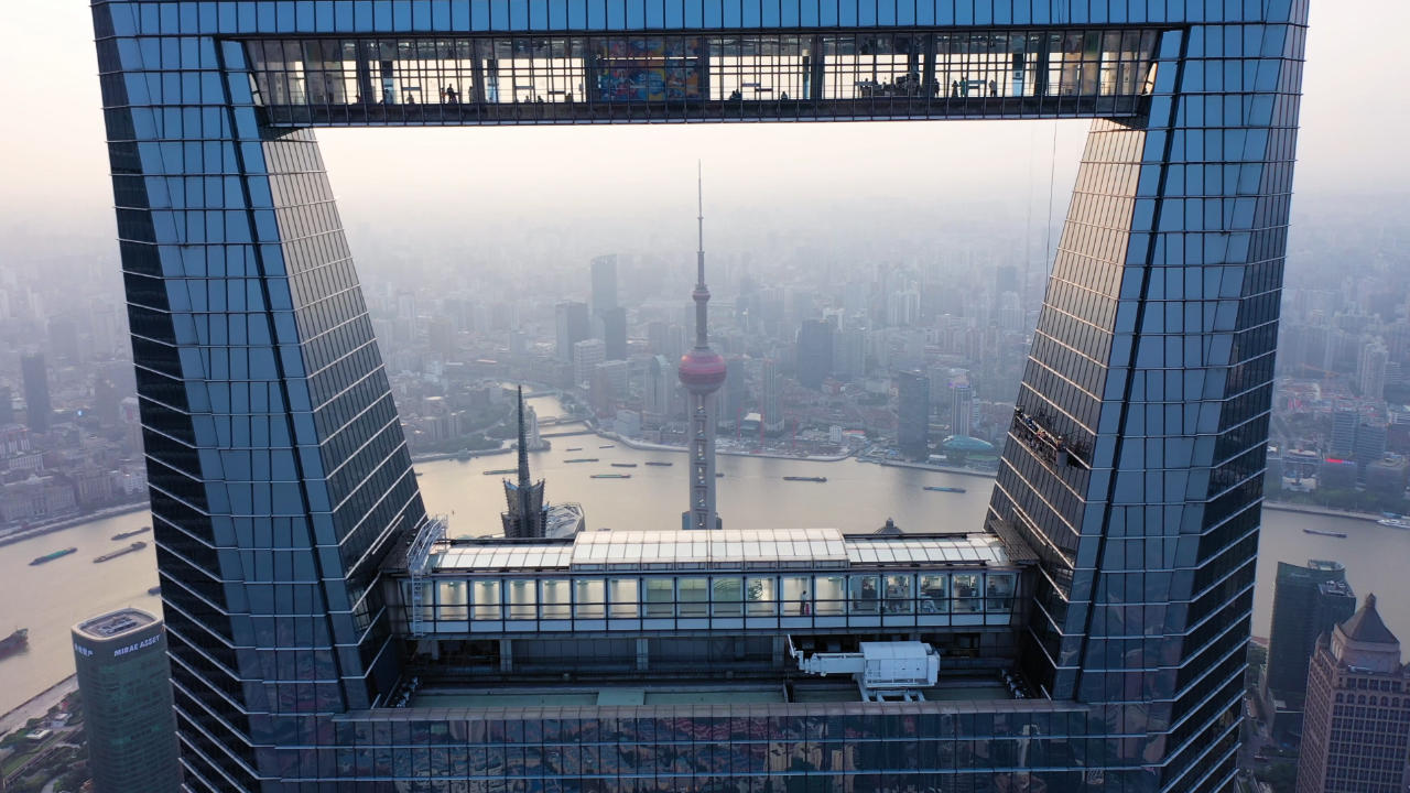 4K俯瞰上海全景视频的预览图