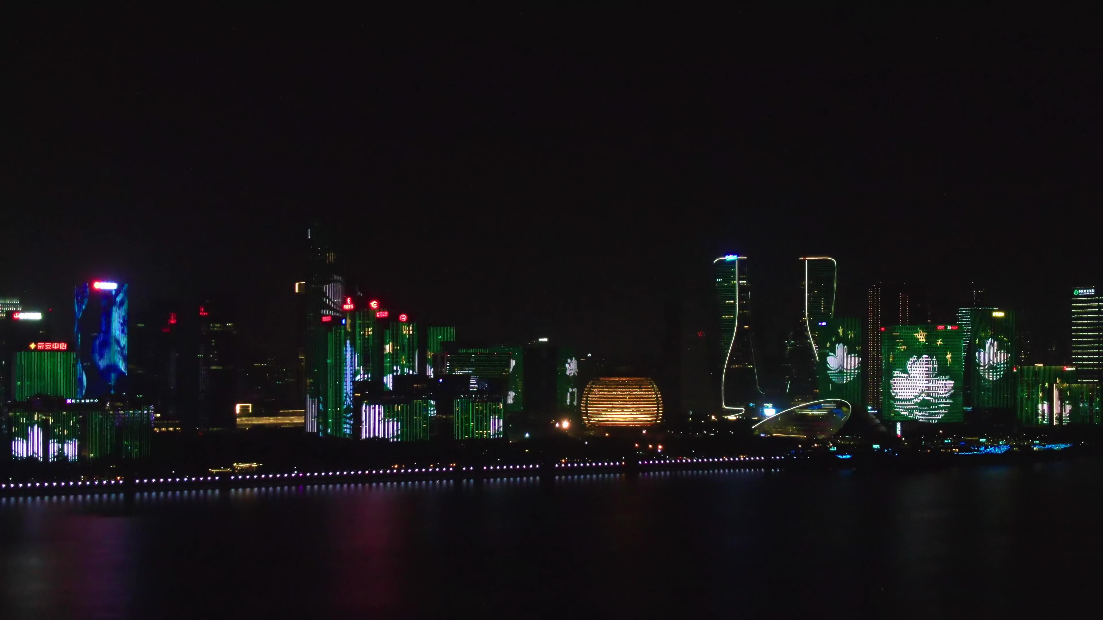 4K航拍杭州CBD城市夜景灯光秀视频的预览图