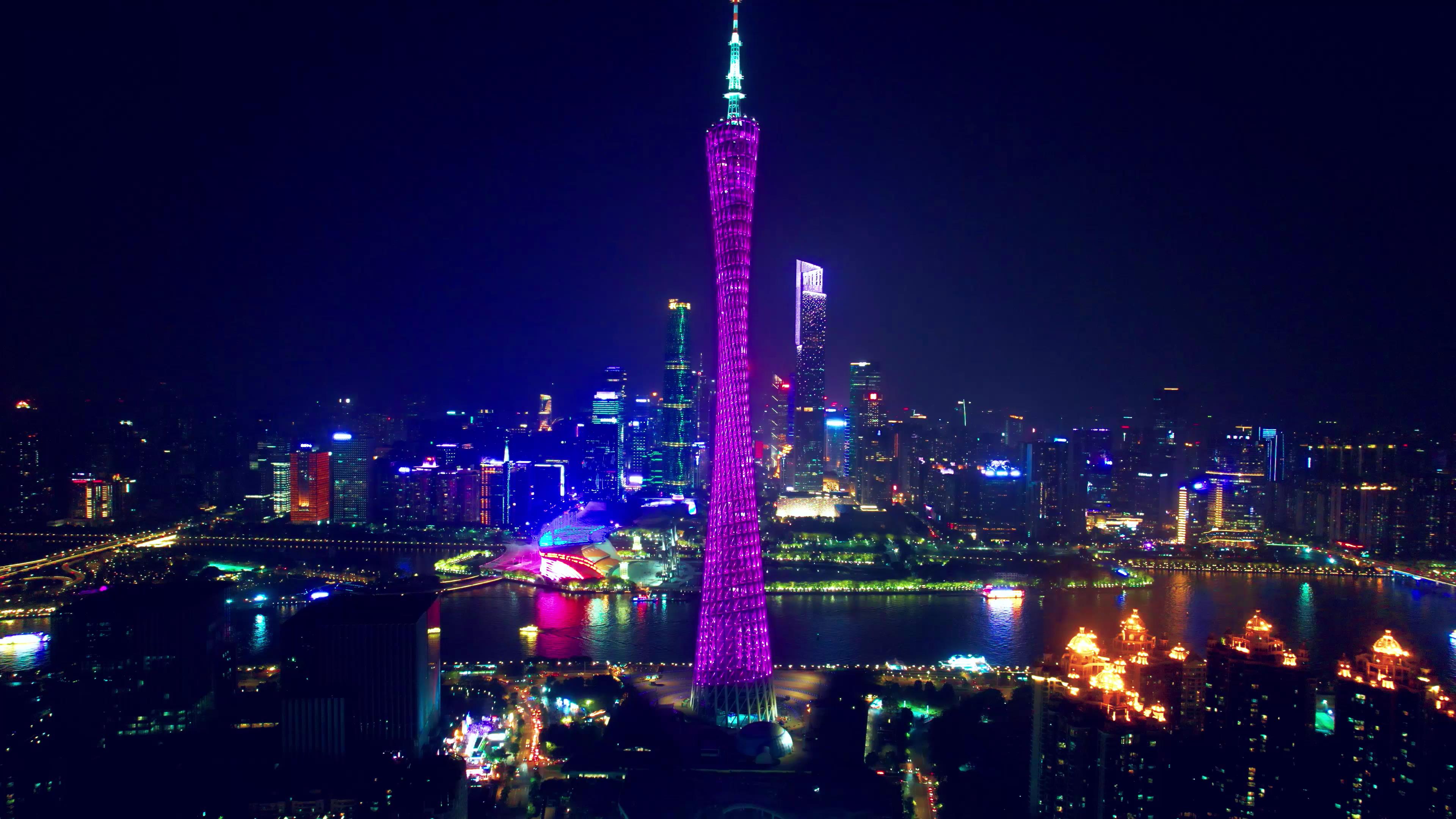 4k广州夜景地标建筑小蛮腰珠江新城广州塔城市地标夜景航拍视频的预览图