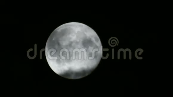满月和云02视频的预览图