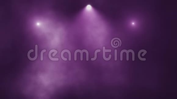 紫色舞台灯光和烟雾VJ循环运动背景视频的预览图