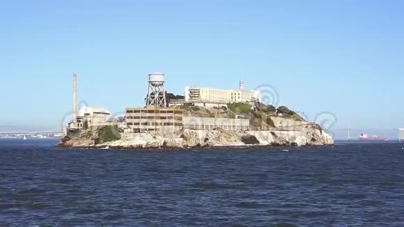 阿尔卡特兹岛海上视频的预览图