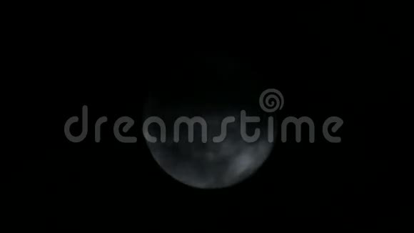 满月和云03视频的预览图