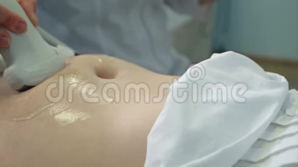 孕妇胃运动超声探头医生视频的预览图