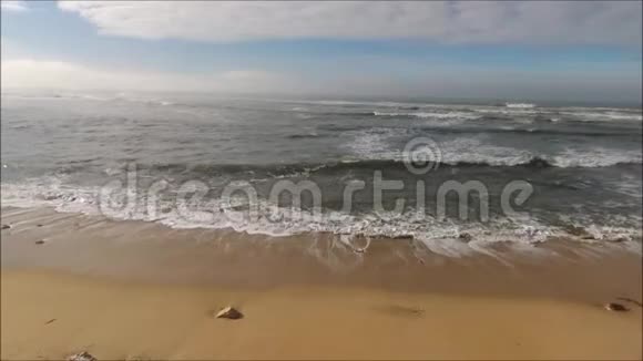 葡萄牙海滩寂静视频的预览图