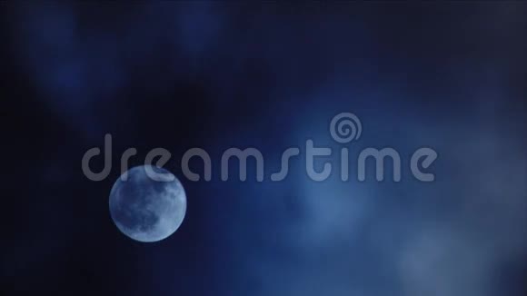月亮变成黑色视频的预览图