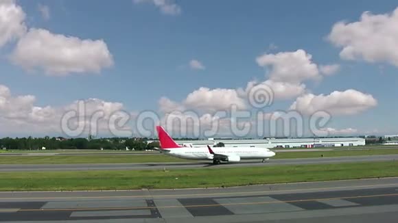 机场的交通视频的预览图