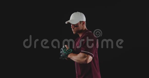 棒球运动员视频的预览图