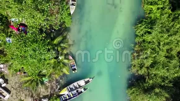 牙买加OchoRios白河空中镜头视频的预览图