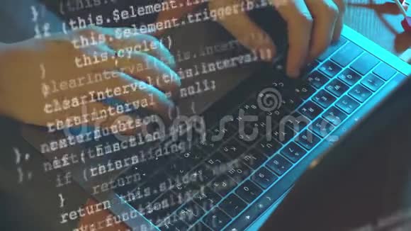 电脑黑客或程序员视频的预览图