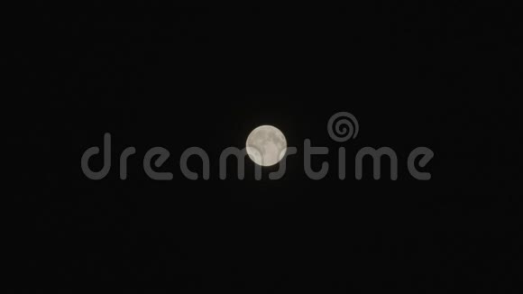 夜空中的月亮视频的预览图