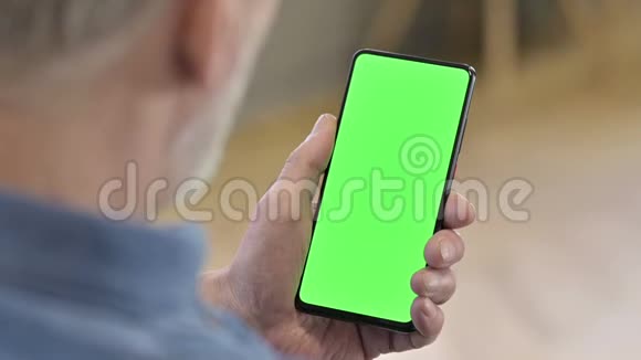 关闭绿色锁屏智能手机视频的预览图