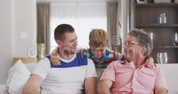 幸福的家庭视频的预览图