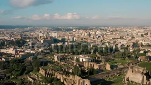 从空中俯瞰罗马视频的预览图