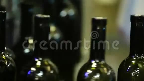 Bottle006视频的预览图
