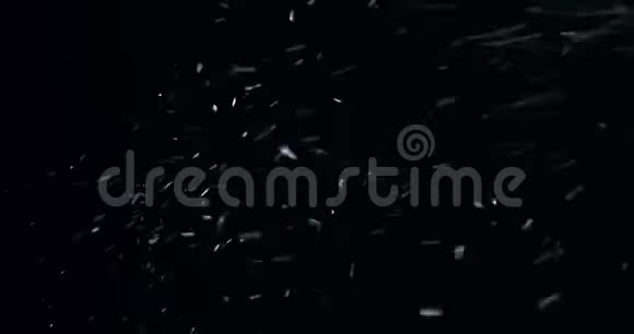 黑色屏幕上的VFX暴风雪视频的预览图