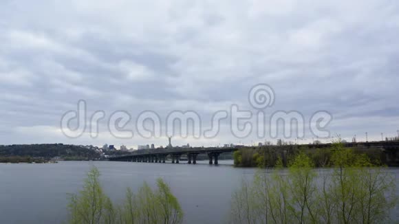 巴顿桥景观视频的预览图