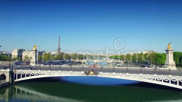 巴黎的鸟瞰图视频的预览图