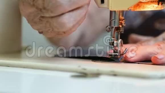 手工缝制视频的预览图