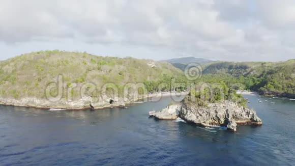 努沙半岛海岸视频的预览图