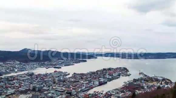 峡湾上空日落挪威卑尔根时间流逝视频的预览图