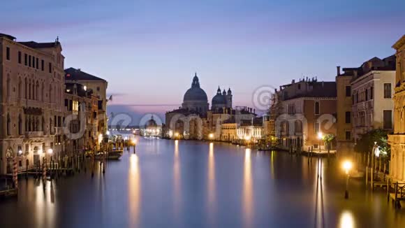 威尼斯大运河的早晨时间视频的预览图