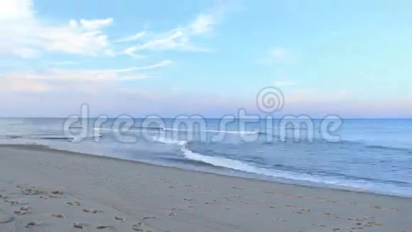 科德角海滩日落时间过去视频的预览图