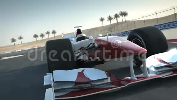 F1赛车在沙漠赛道特写前视频的预览图