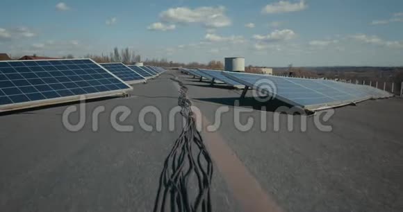 平顶太阳能电池板视频的预览图