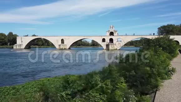 法国阿维尼翁桥视频的预览图