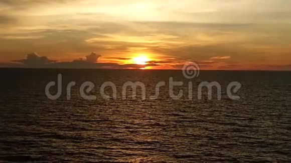海上的日落视频的预览图