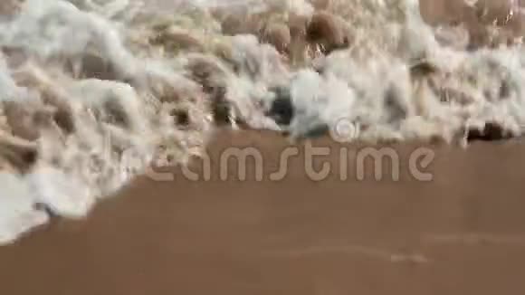 海岸线波浪2视频的预览图