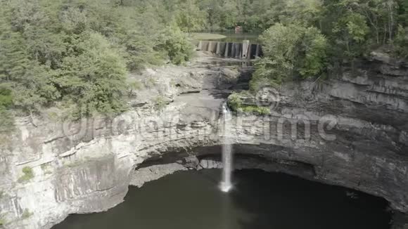 德索托瀑布视频的预览图