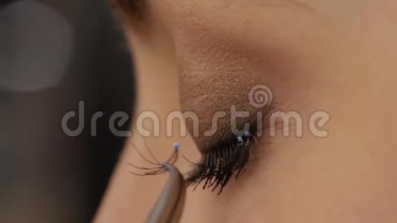 睫毛延伸手术视频的预览图