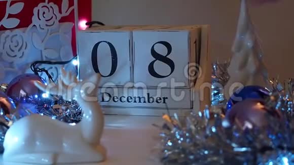 12月9日的日期阻碍了到来的日历视频的预览图